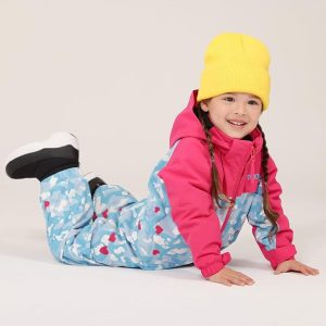 子供用スキーウェアのおすすめ17選。サイズ調整可能で長く使えるモデルをご紹介
